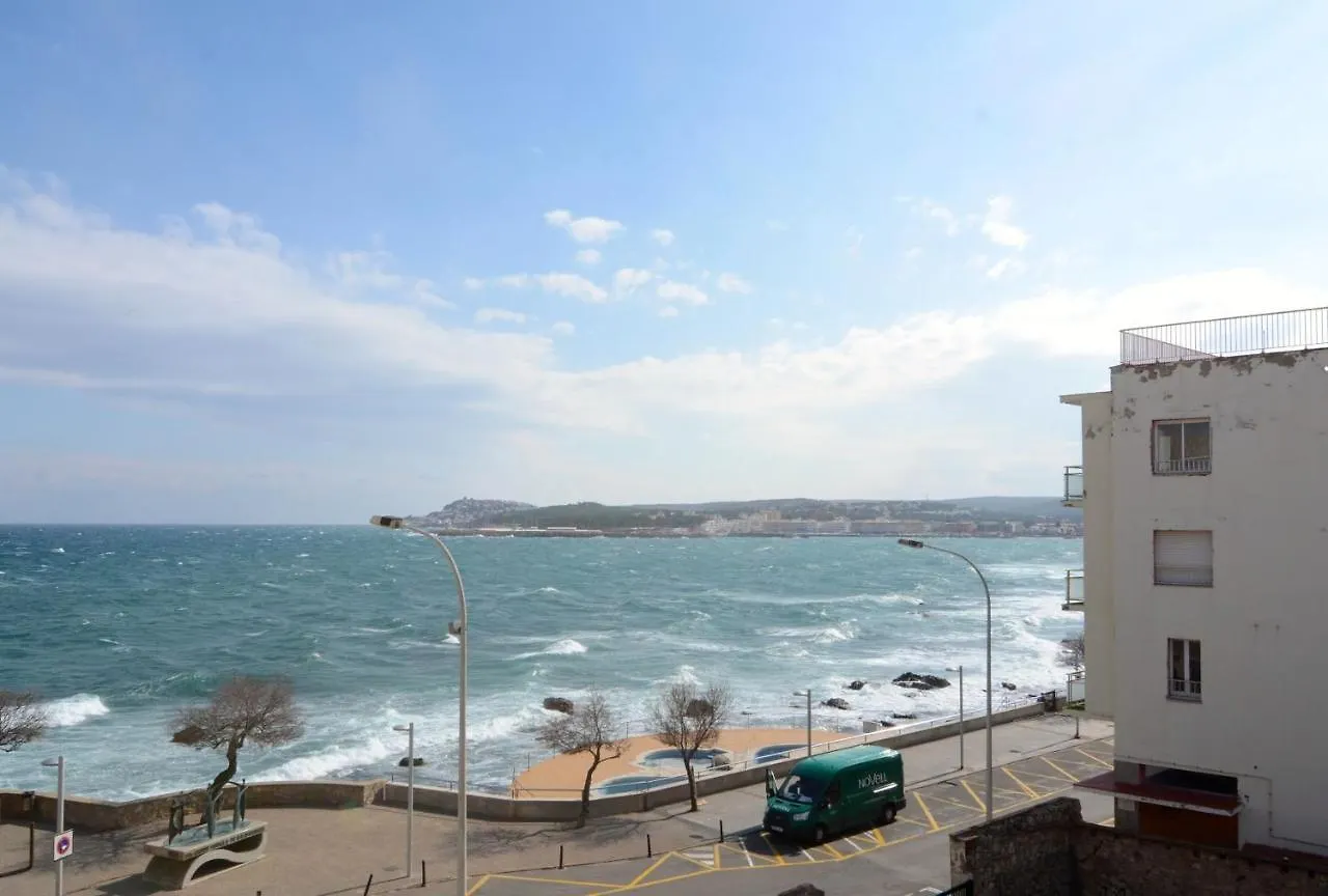 Albatros 1 3-2 Apartment L'Escala Spain